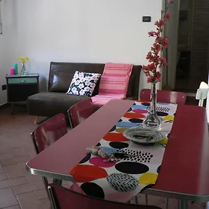 La Casa Sulla Vecchia Riva , Ferrara Italia